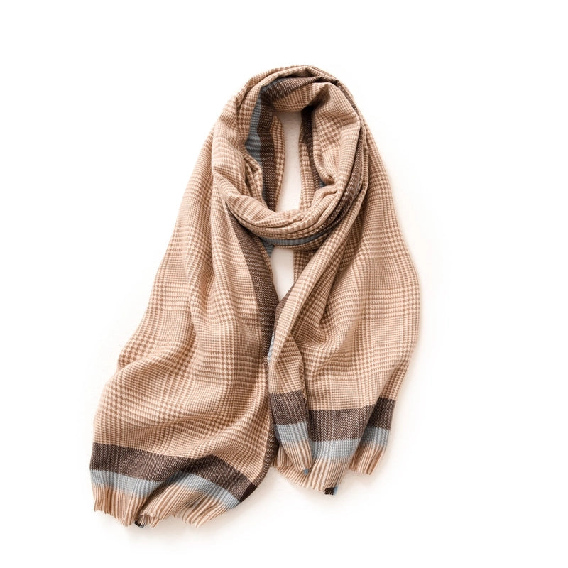 Women's Casual Minimalist Plaid Polyester Scarf