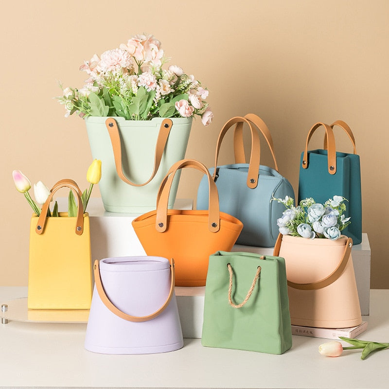 Garden Essentials Handbag Vase