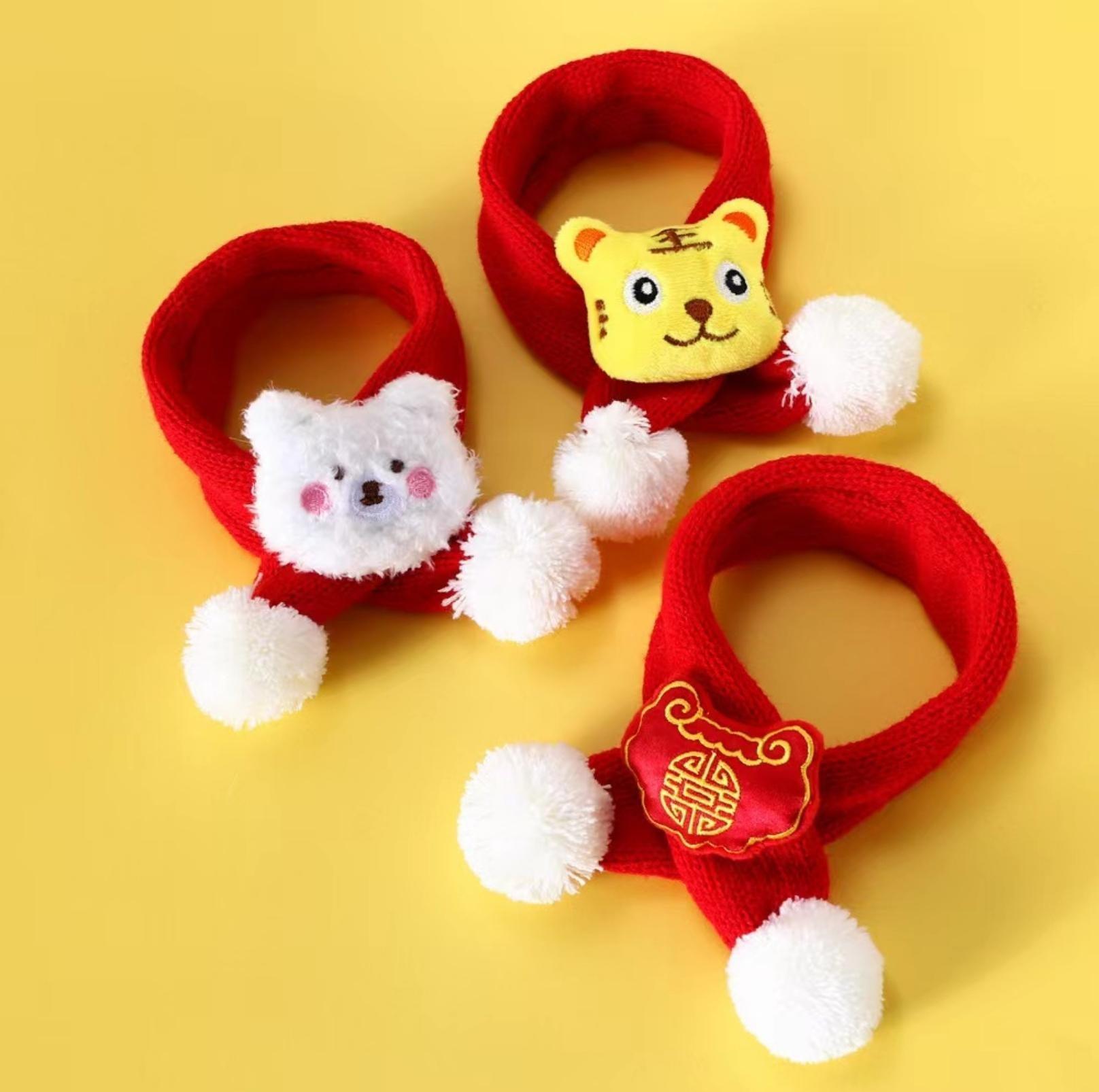 Red Knitted Wool Cartoon Scarfs For Cats and Dogs