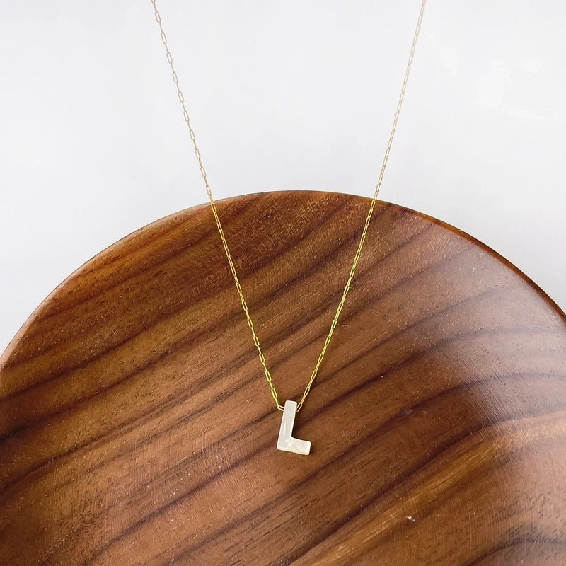 316L Stainless Steel  18K Gold Plated Minimalist Irregular Letter Shell Pendant Necklace