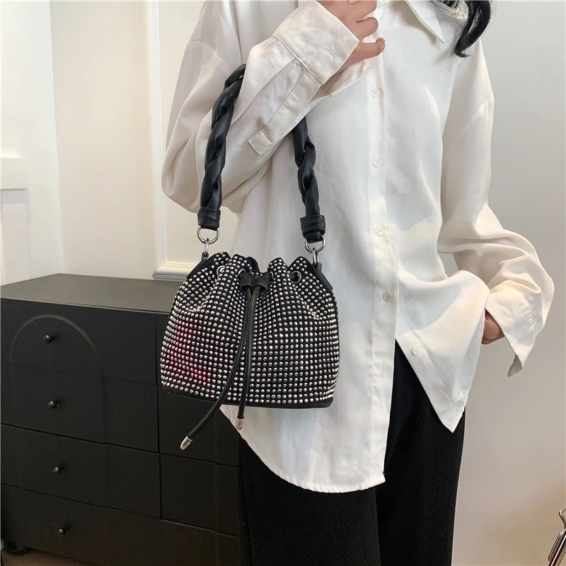 Women's Medium Pu Leather Solid Color Streetwear Rhinestone String Bucket Bag