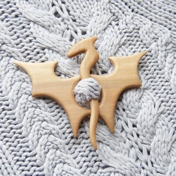 Brooch Pin With Wooden Animal Pattern