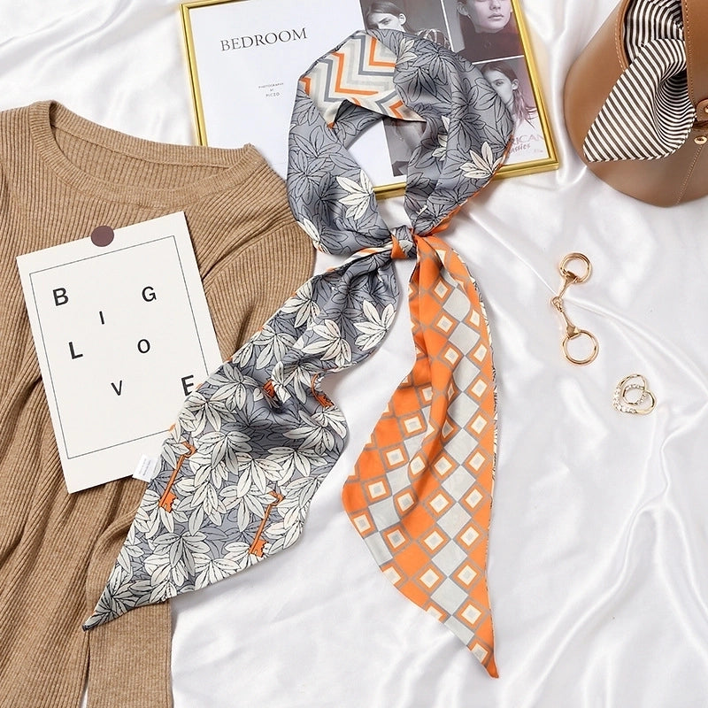 Women's Sweet Printing Geometric Satin Silk Scarf