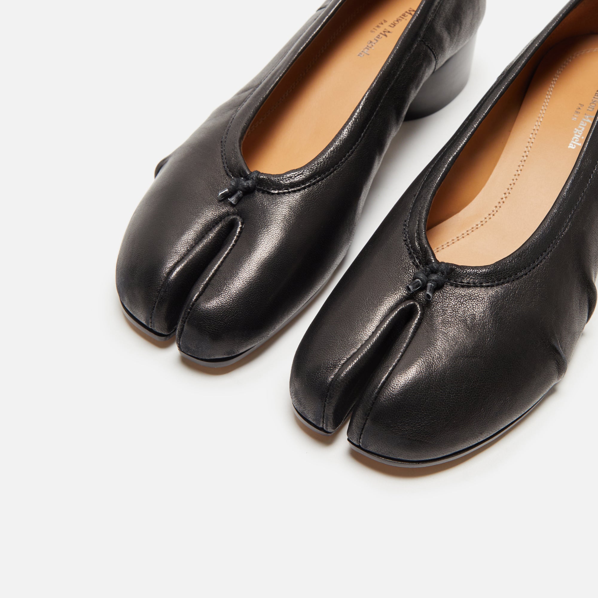Maison Margiela Tabi Ballerina - H30 Black / White