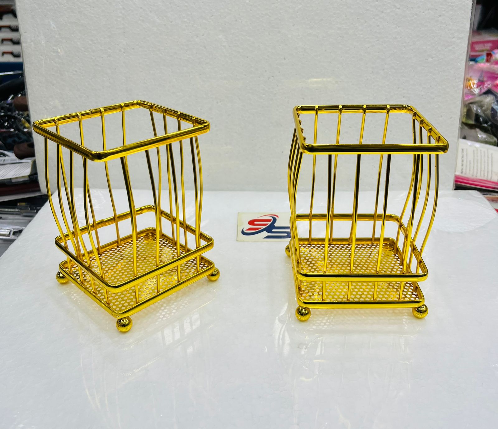 SQUARE SHAPED KITCHEN SPOON HOLDER (GOLD COLOUR)