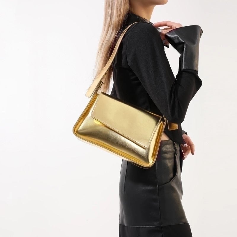 Women's Pu Leather Solid Color Basic Classic Style Streetwear Sewing Thread Square Magnetic Buckle Flip Cover Shoulder Bag