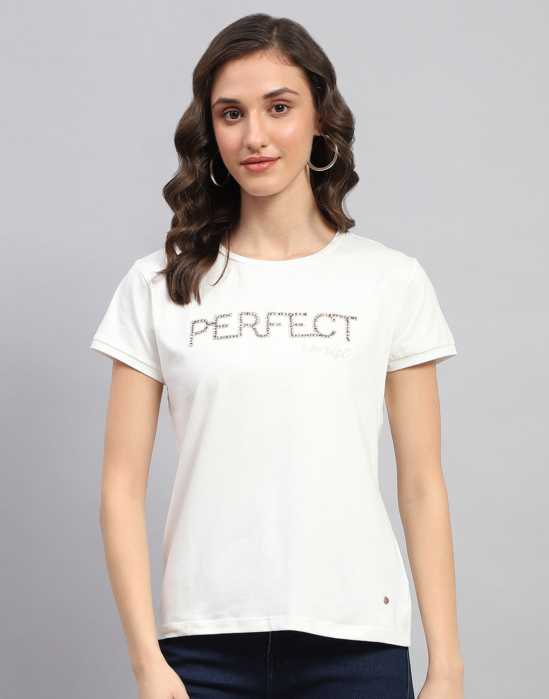 Women White Solid Round Neck Half Sleeve Top