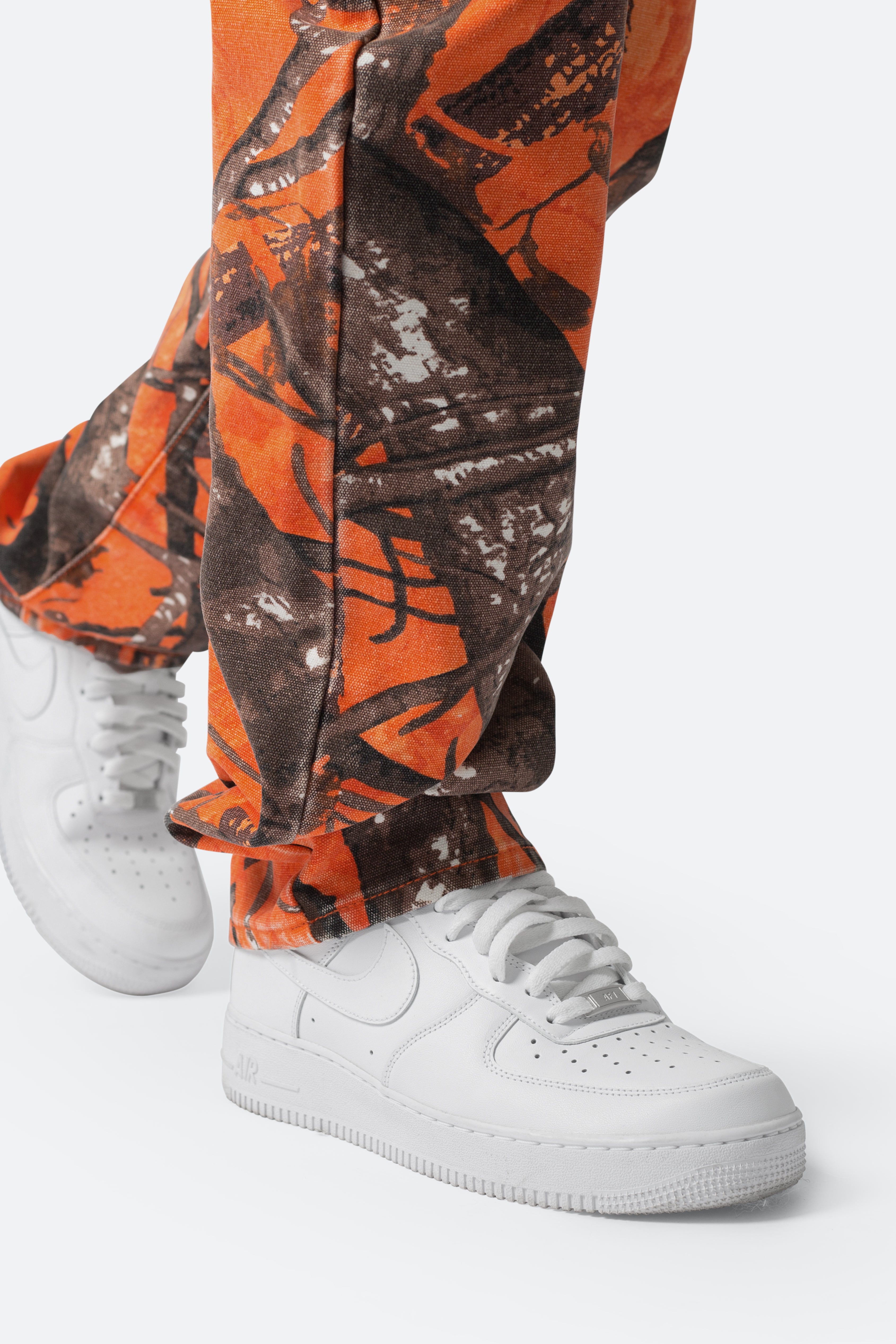 V603 Camo Carpenter Pants - Orange