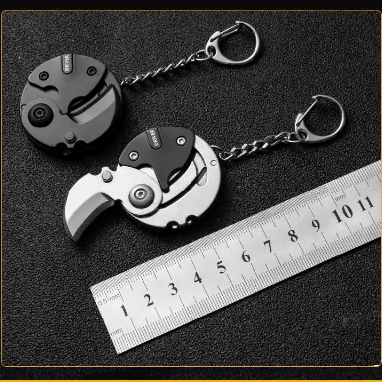 7 in 1 Multifunctional Coin Keychain Screwdriver