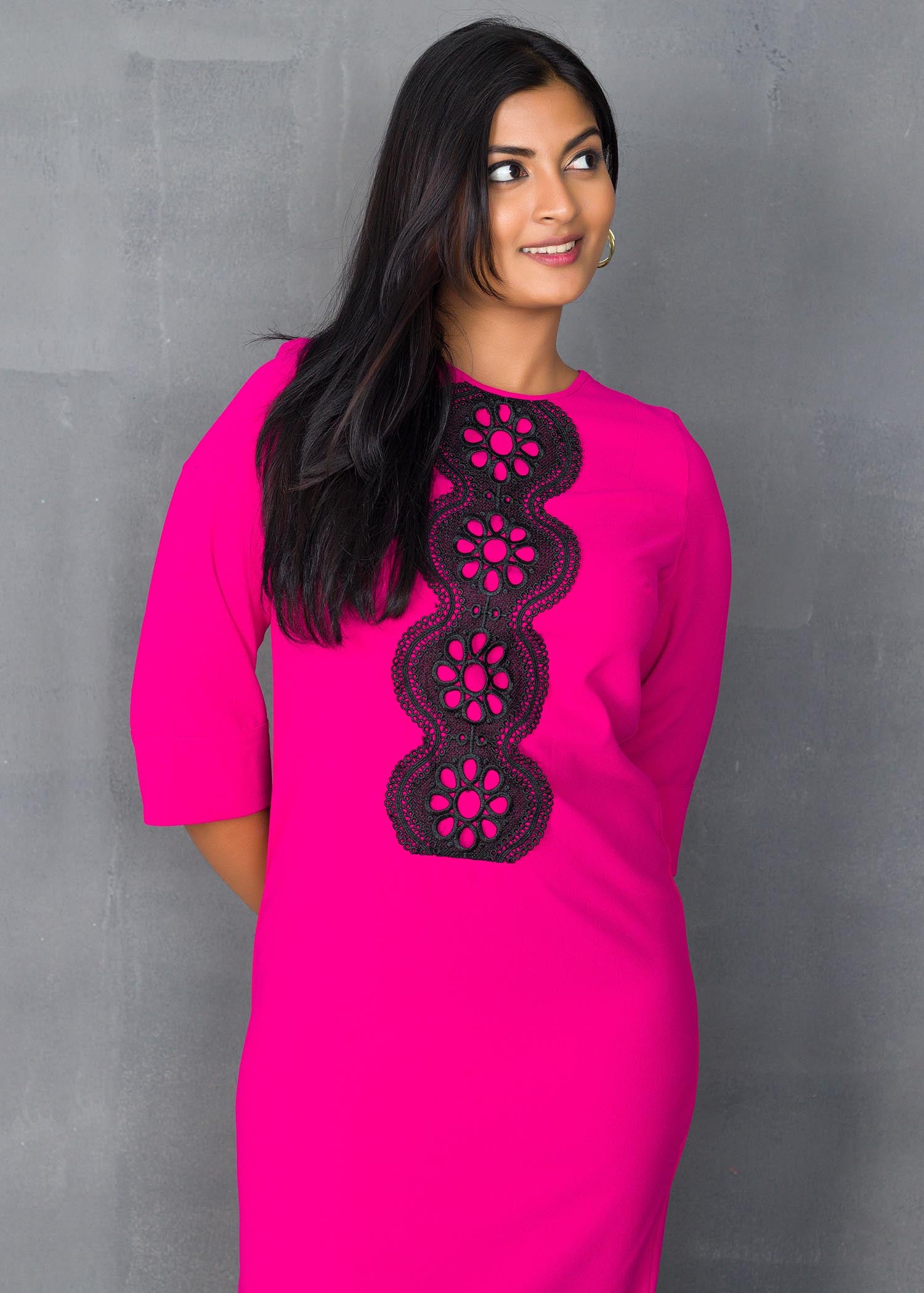 FRONT LACE DETAIL SHIFT DRESS