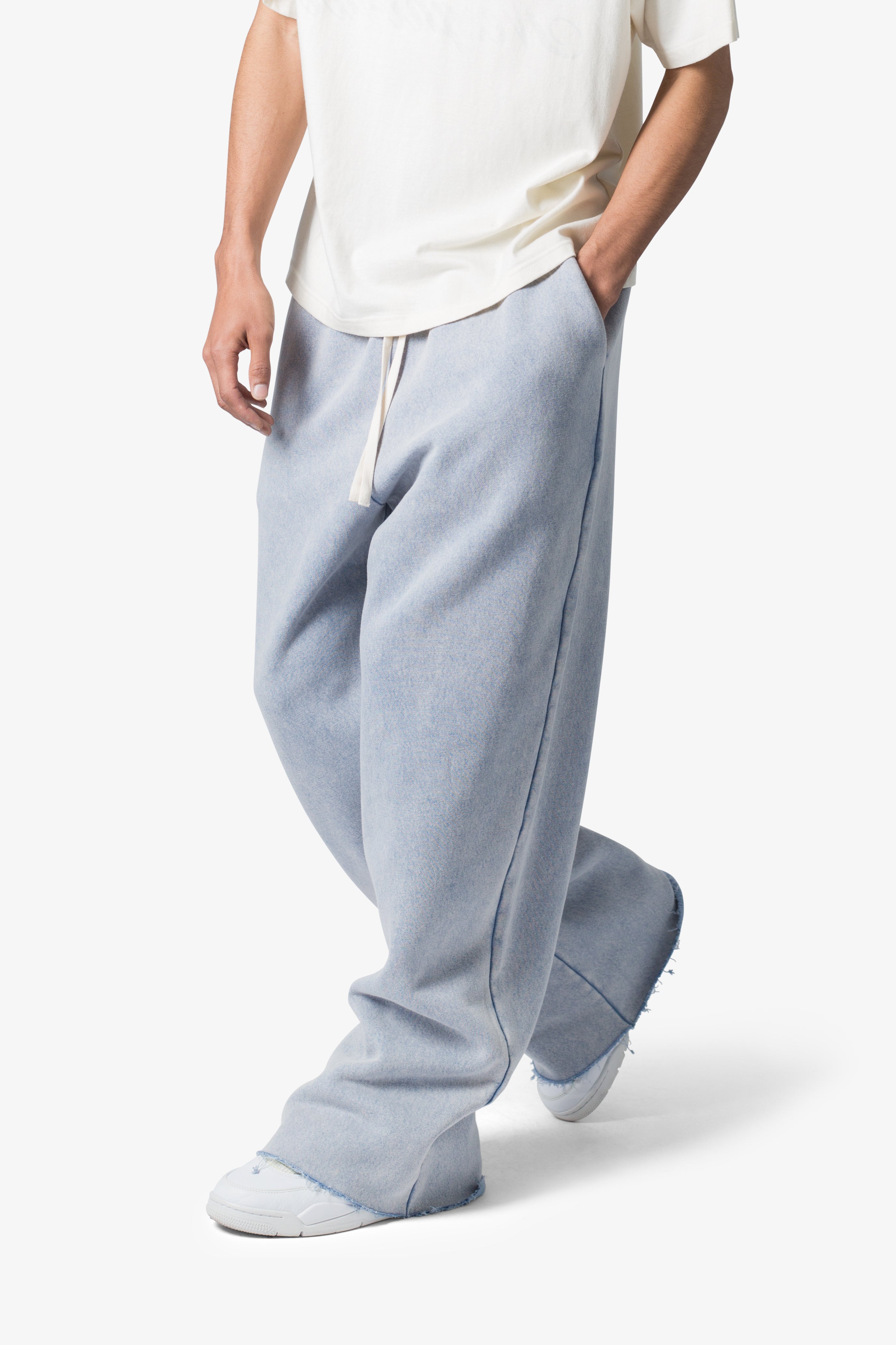 Washed Ultra Baggy Sweatpants - Washed Light Blue