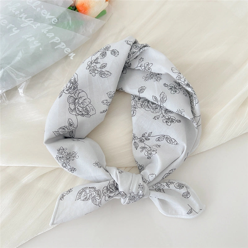 Women's Elegant Sweet Ditsy Floral Polka Dots Heart Shape Polyester Silk Scarf
