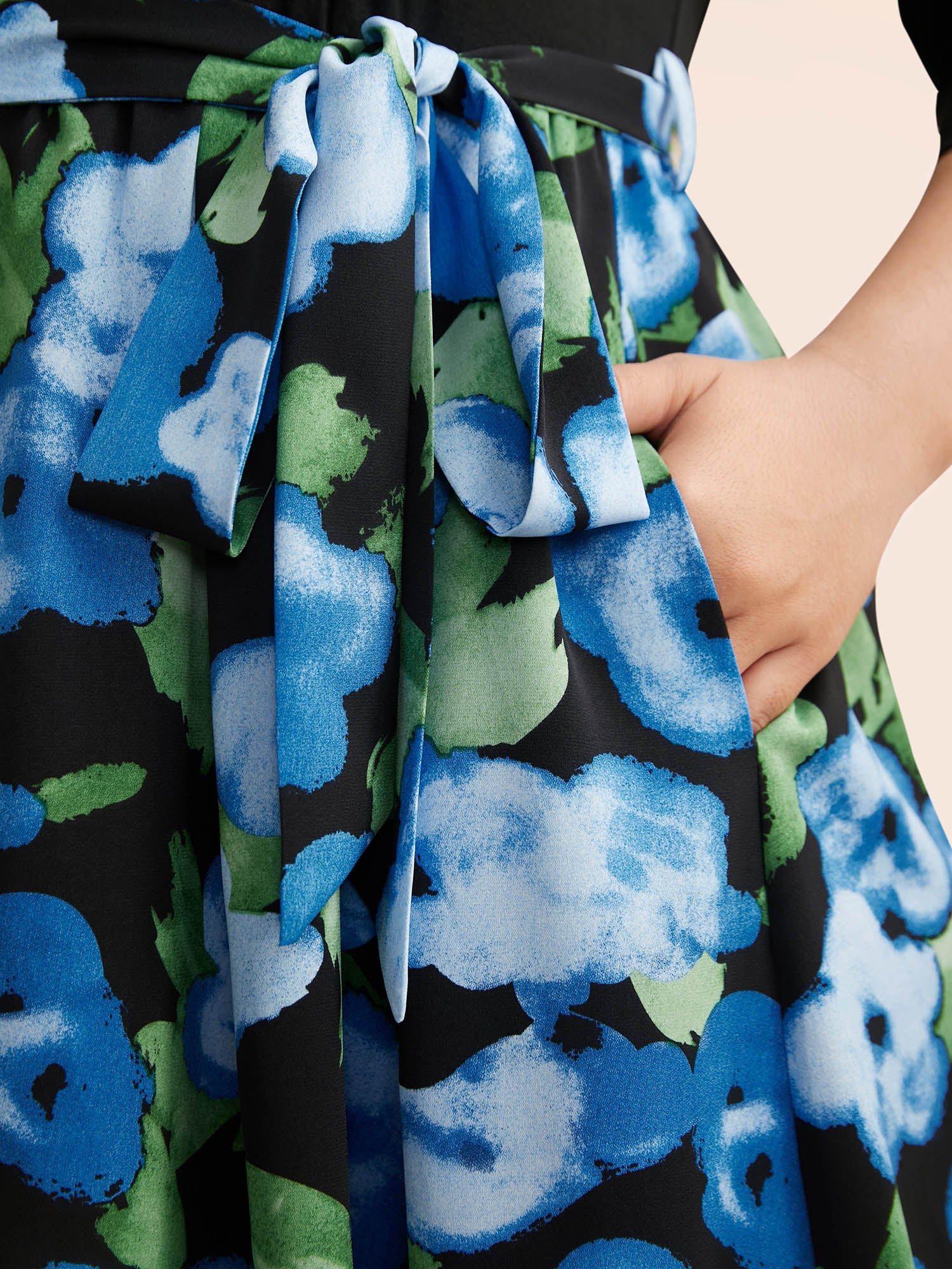 Round Neck Floral Patchwork Belted Dress