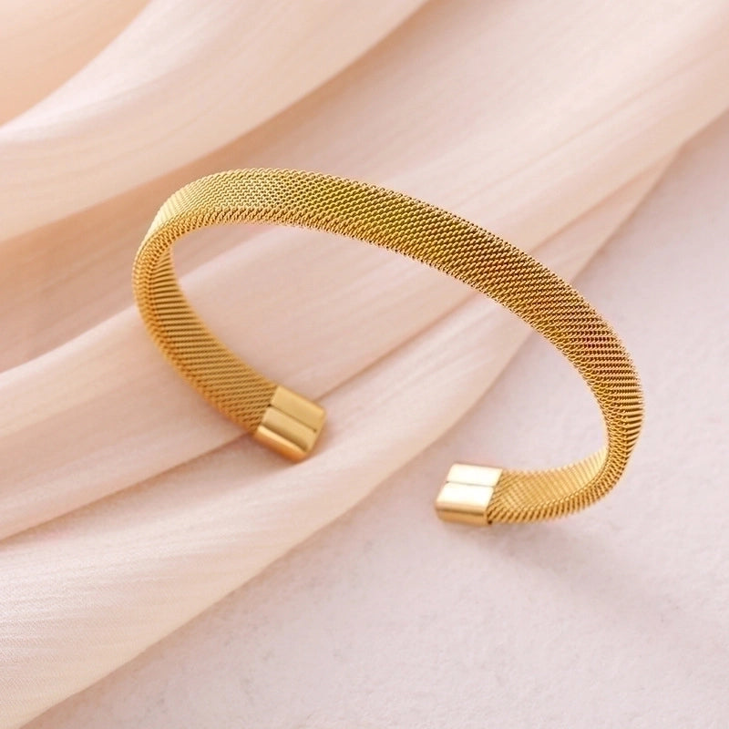 Ins Style Minimalist C Shape Solid Color Stainless Steel Plating Cuff Bracelets