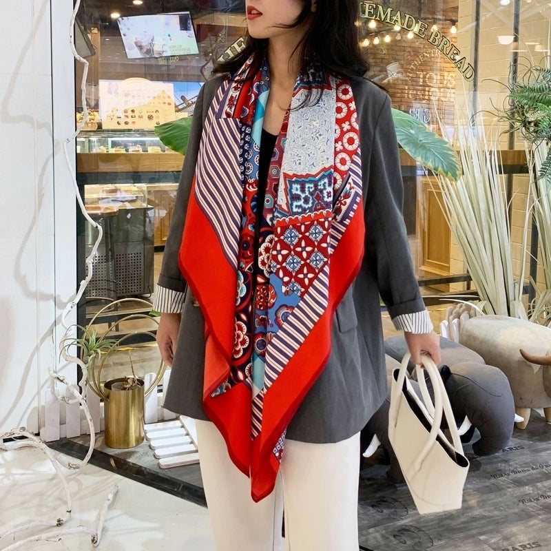 Women's Elegant Minimalist Plant Polyester Silk Scarf