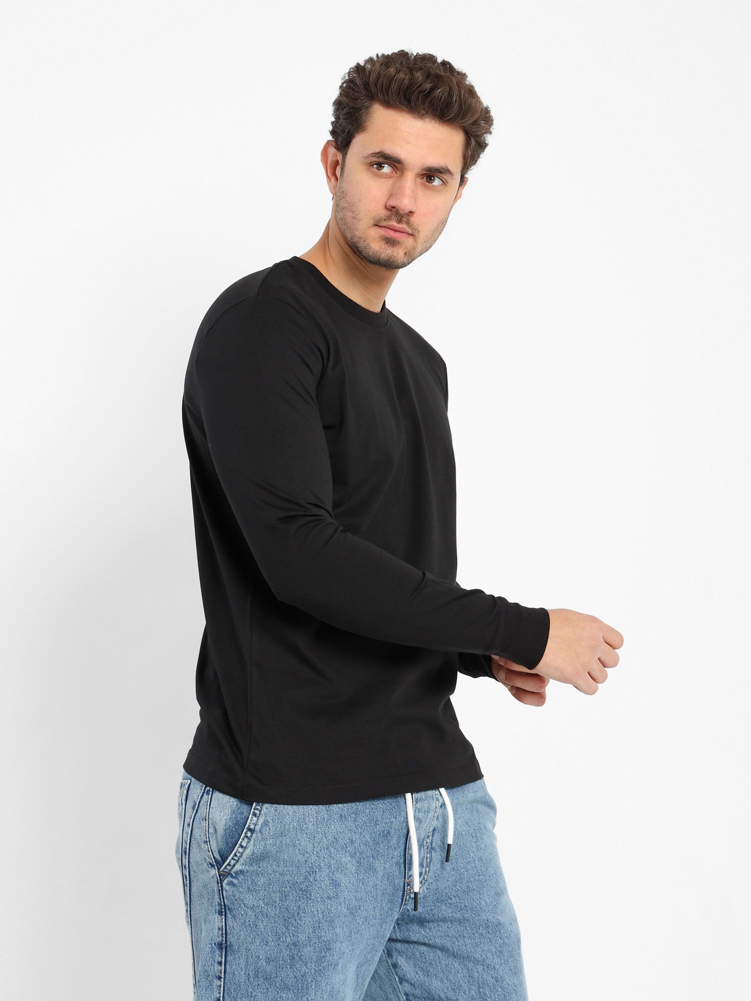 Basic Long Sleeves T-Shirt