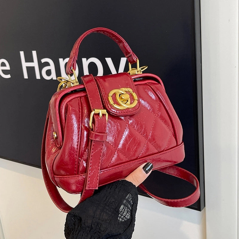 Women's Medium Pu Leather Solid Color Streetwear Square Flip Cover Crossbody Bag