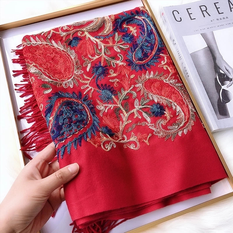 Women's Fashion Flower Imitation Cashmere Embroidery Winter Scarves