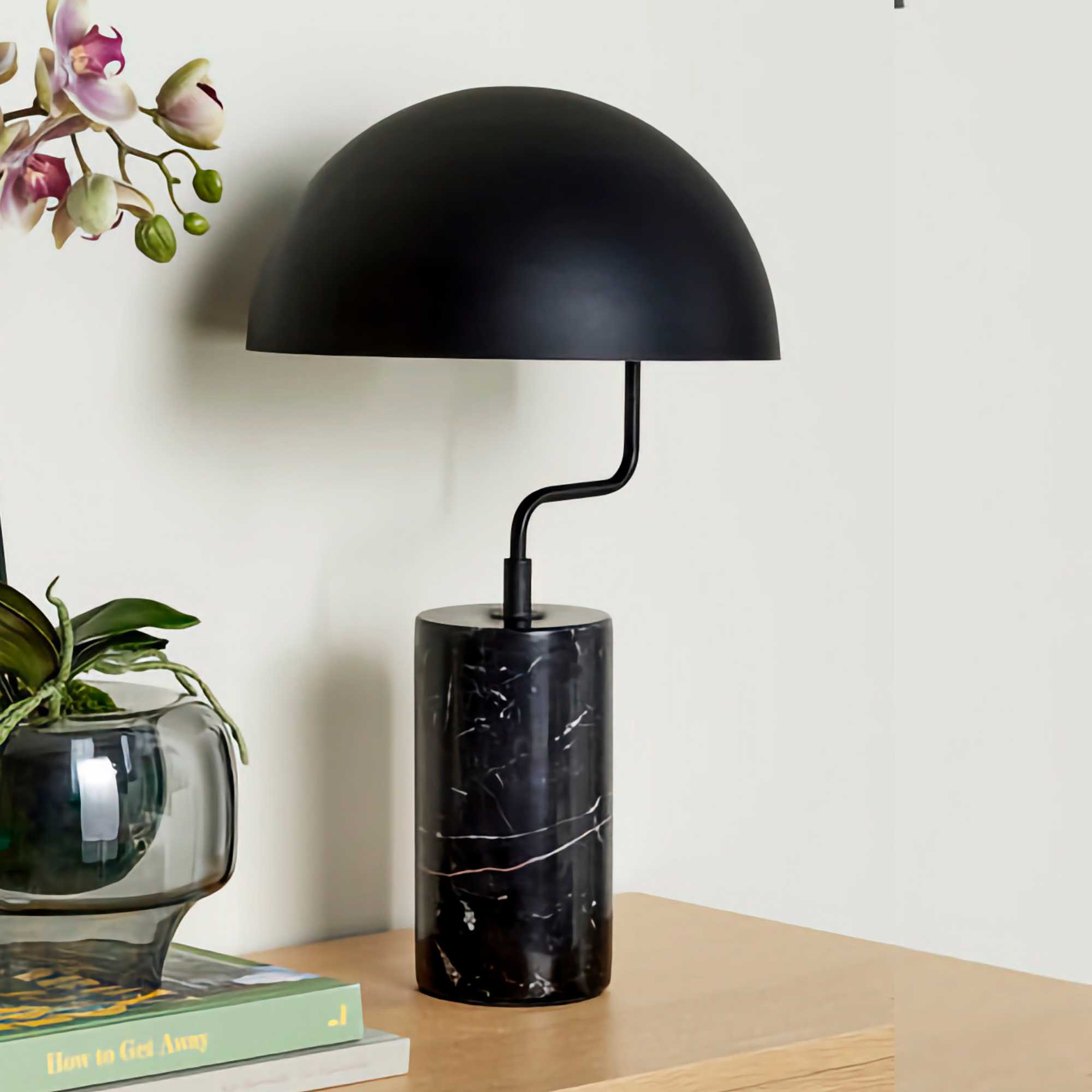 refurbished | Hu?bsch Poise table lamp black