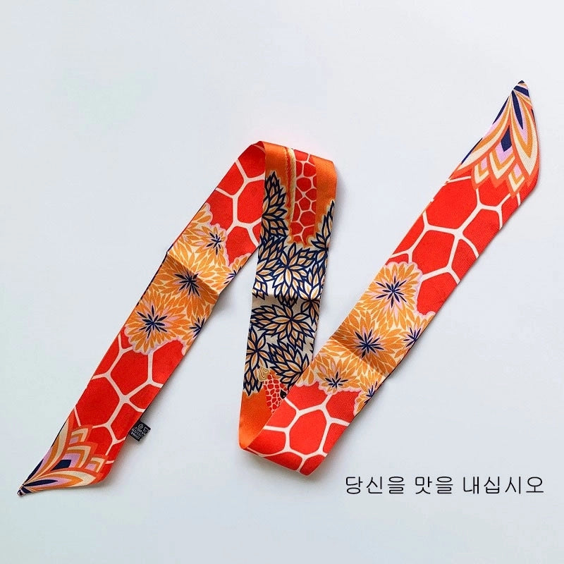 Women's Minimalist Classic Style Color Block Satin Printing Silk Scarf