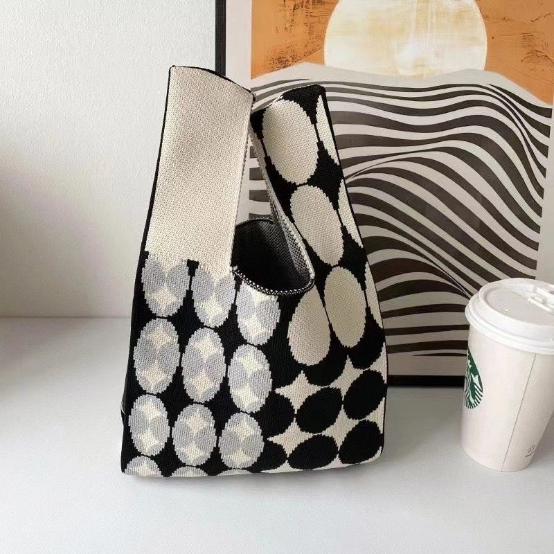 Spring And Summer New Arrival Women's Bag Handbag Bag Fashionable Simple Niche Knitted Bag Vesel Bag Crossbody Bag