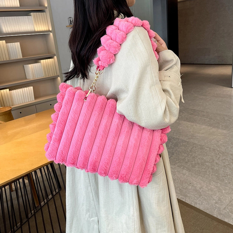 Plush Bag Women's  Large Capacity Sweet Chain Tote Casual Fashion Portable Shoulder Bag