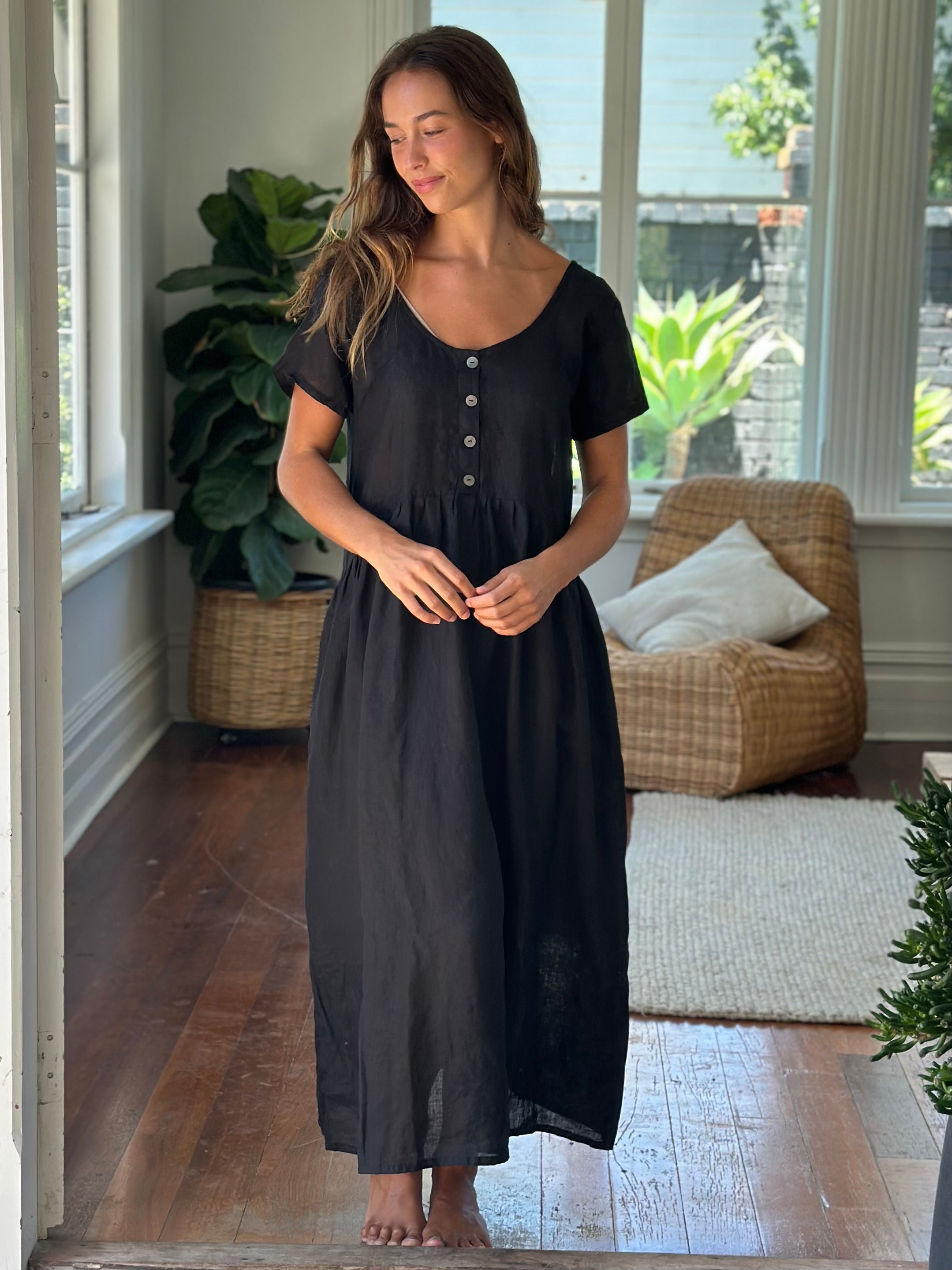 audrey dress - black linen