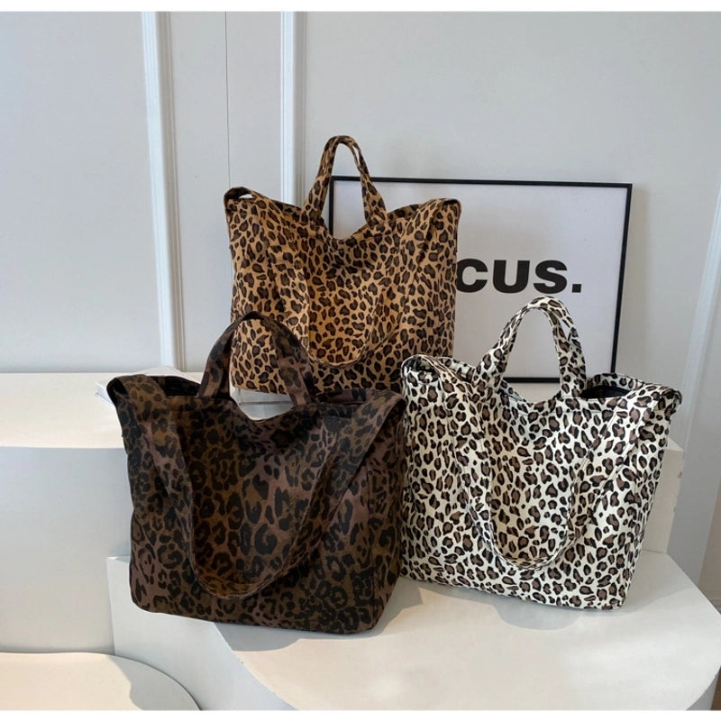 Women's Large Cloth Leopard Streetwear Zipper Tote Bag
