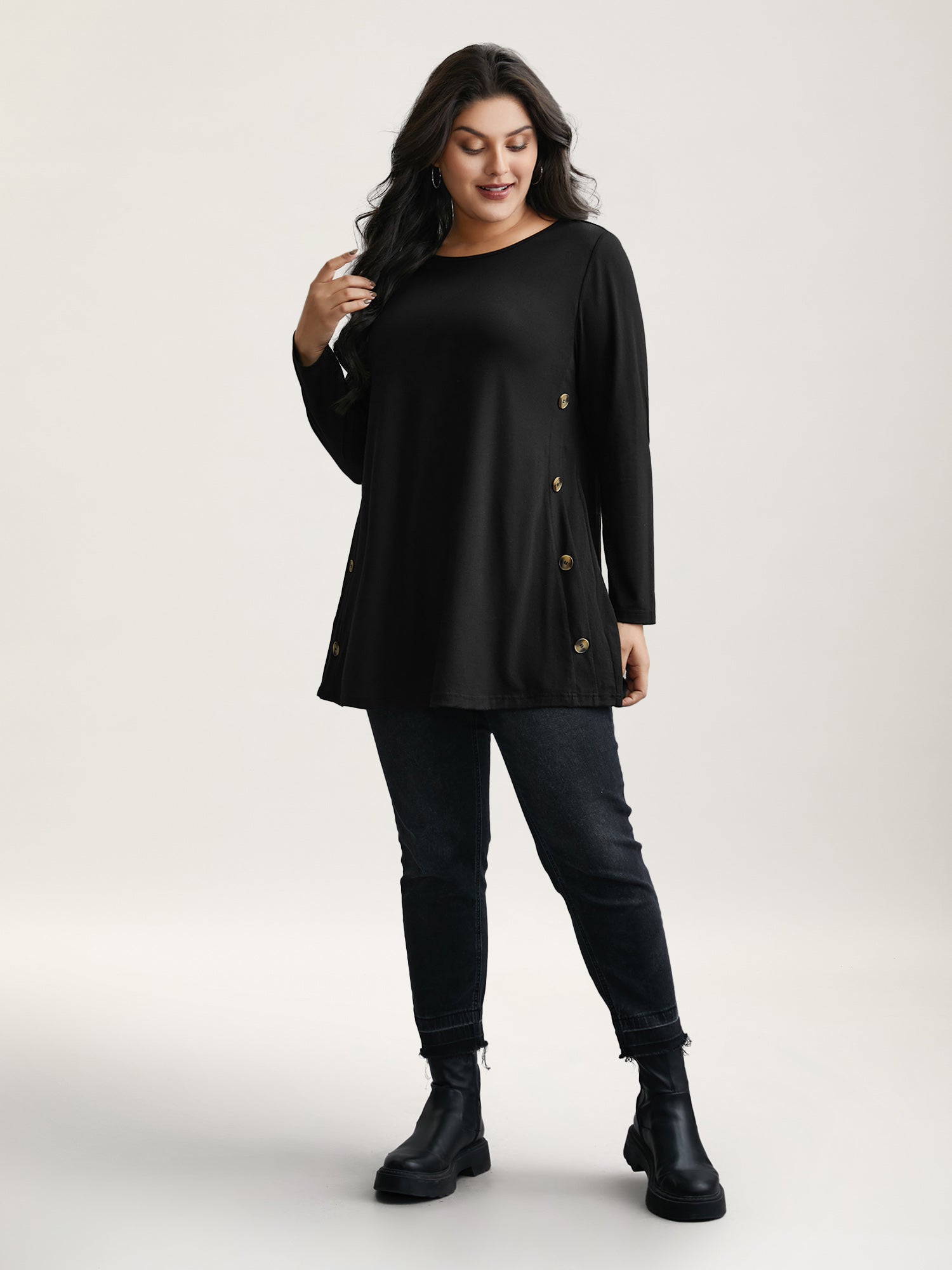Round Neck Button Slim-Fit Knit Top