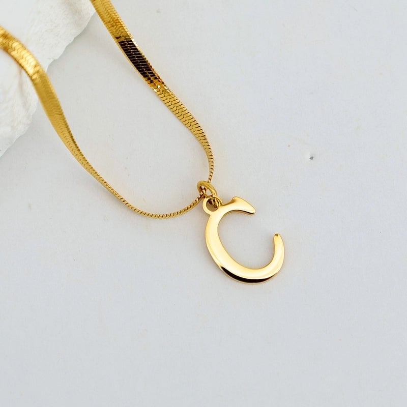 304 Stainless Steel 18K Gold Plated Luxurious Commute Letter Pendant Necklace