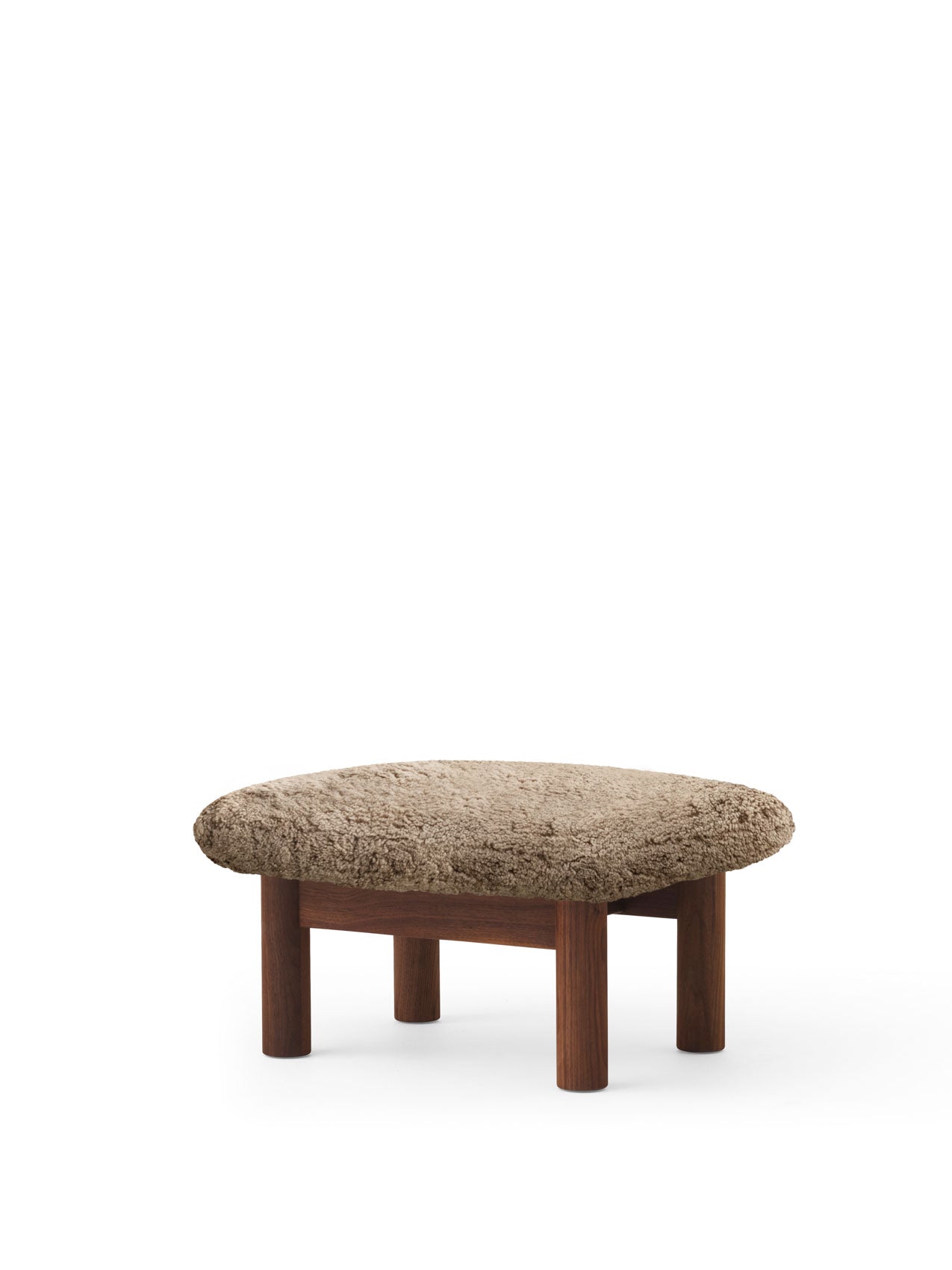 Brasilia Ottoman. Sheepskin