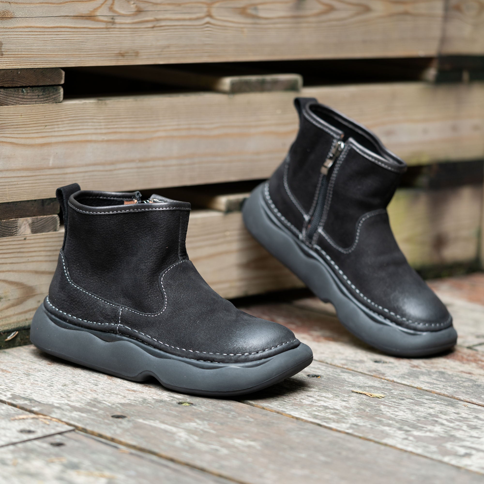 Retro Cowhide Ankle Boots For Women Round Toe Side Zip Martin Boots in Black/Grey/Khaki