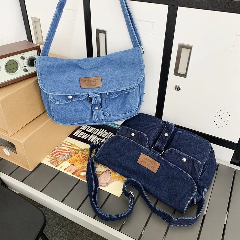 Women's Medium All Seasons Denim Classic Style Shoulder Bag