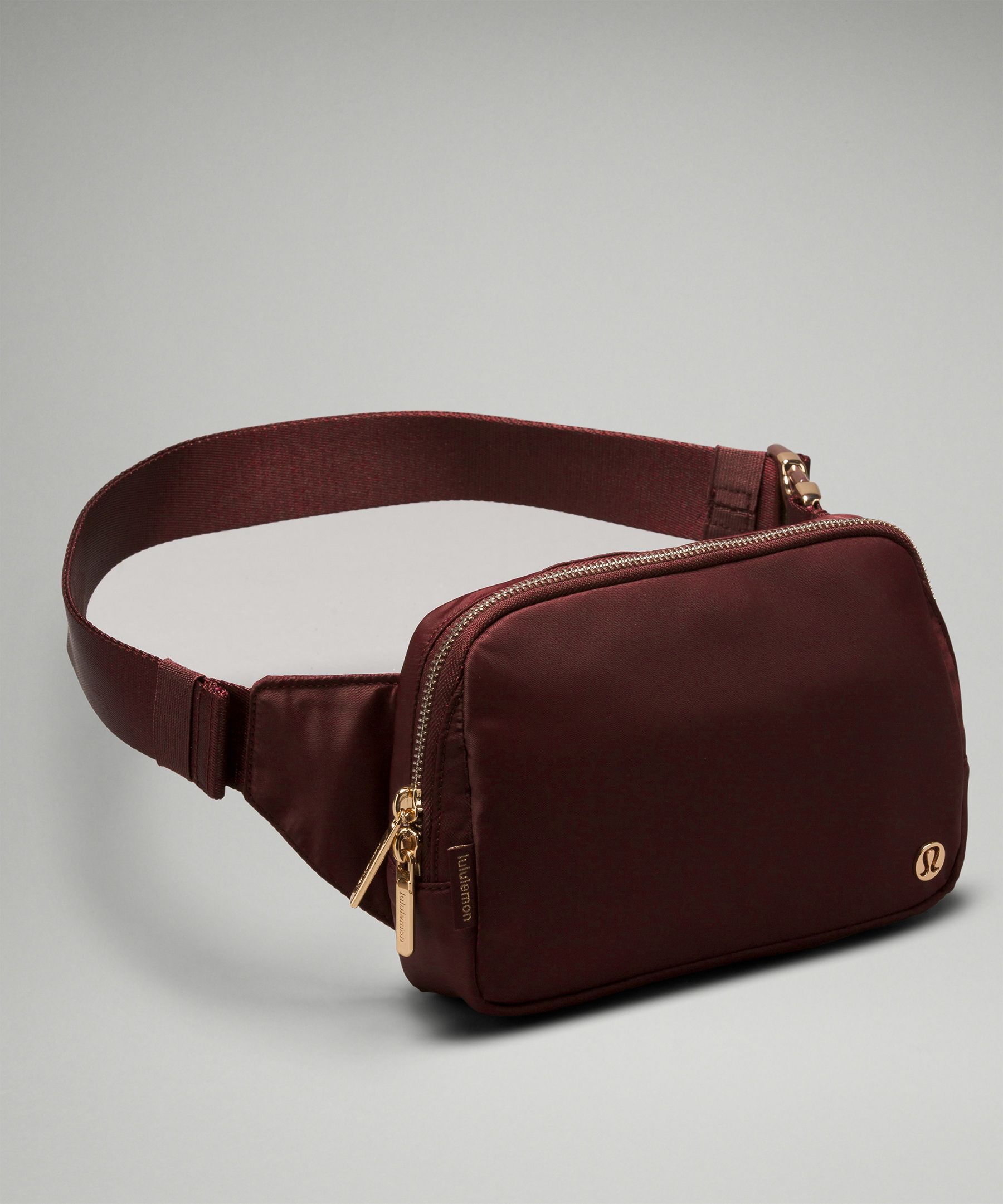 Everywhere Belt Bag Large 2L Metal Hardware