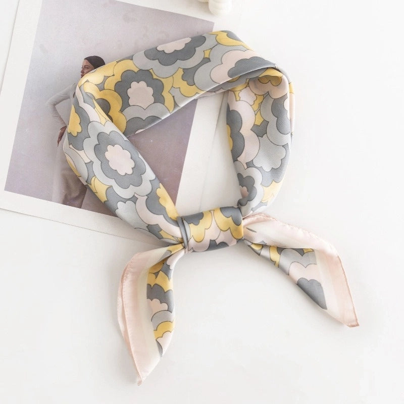 Women's Sweet Color Block Polyester Printing Silk Scarf
