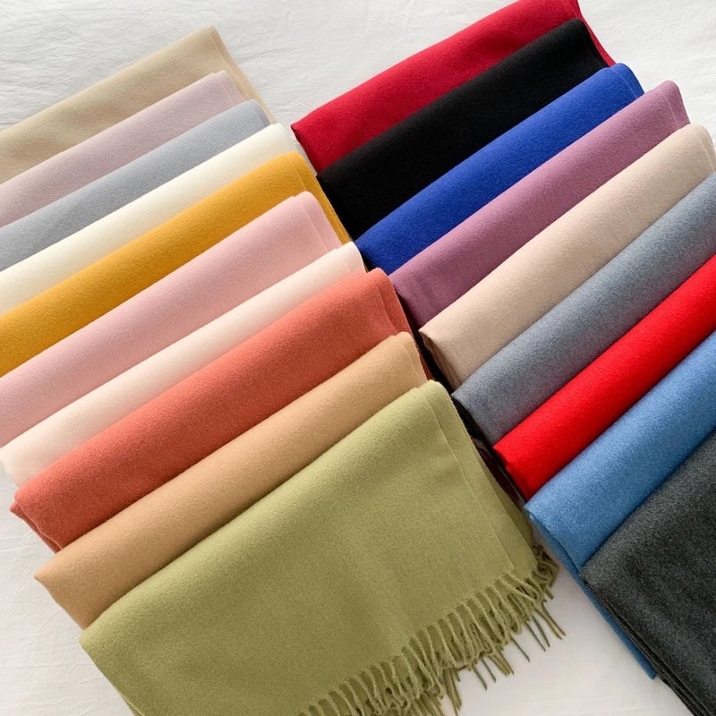 Women's Minimalist Solid Color Imitation Cashmere Tassel Scarf