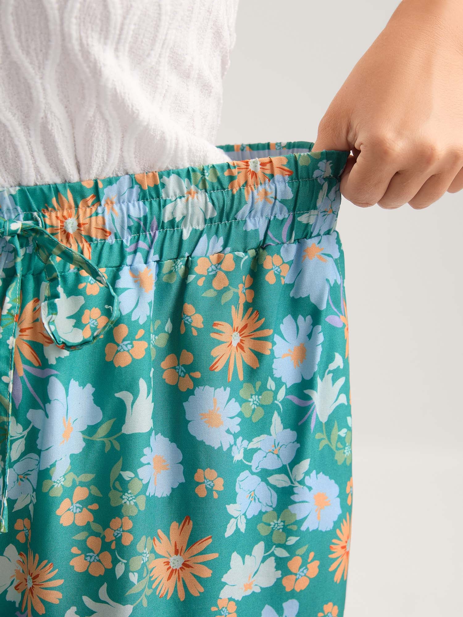 Breezy Floral Print Wide-Leg Pants