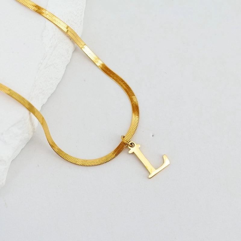 304 Stainless Steel 18K Gold Plated Luxurious Commute Letter Pendant Necklace