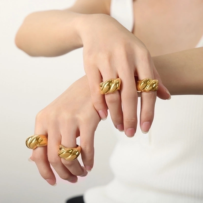 Casual Minimalist Solid Color Titanium Steel 18K Gold Plated Plating Rings