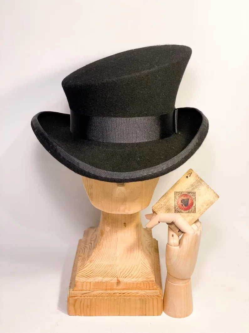 🎁Asymmetric top hat