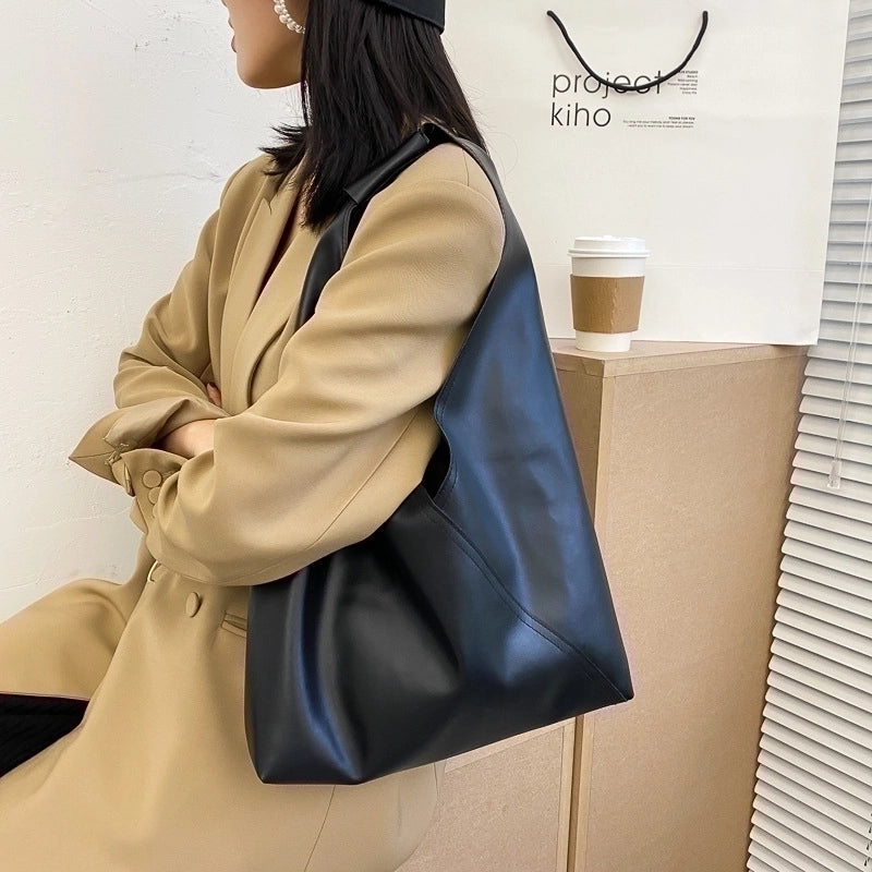 Women's Medium Pu Leather Solid Color Streetwear Bucket Open Shoulder Bag