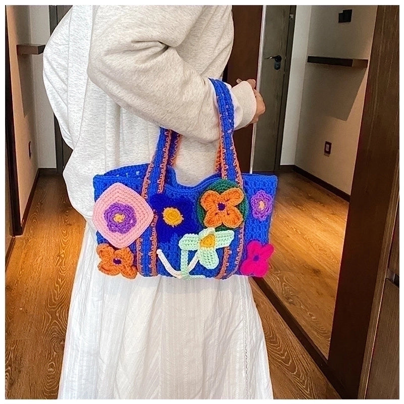 Women's Medium Knit Flower Streetwear Square Open Straw Bag