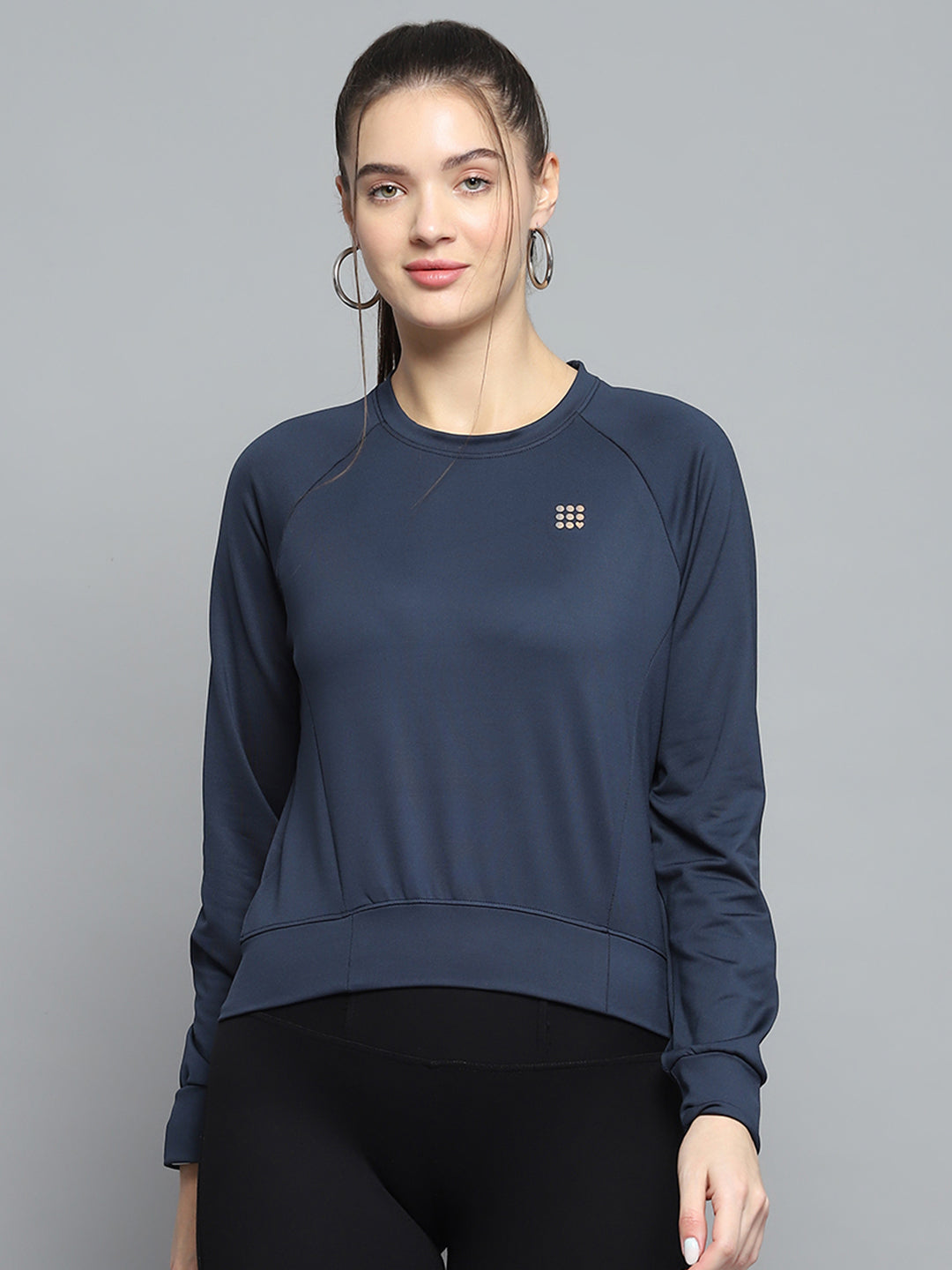 Women Navy Blue Solid Round Neck Full Sleeve Sweatshirt