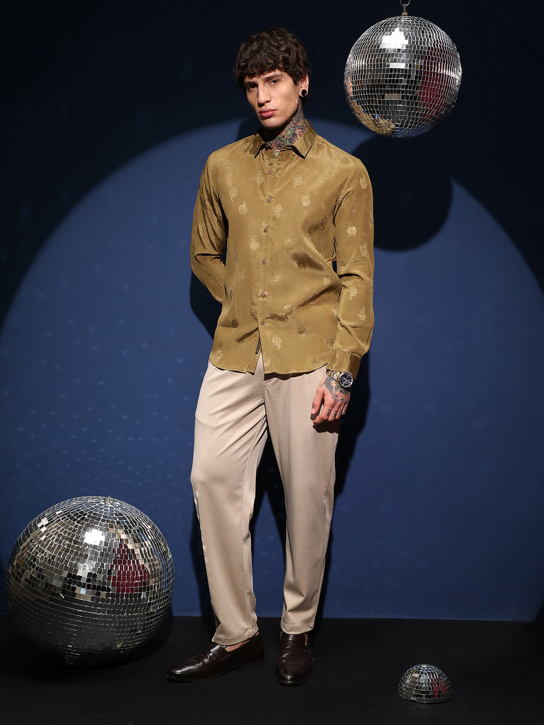 Lotus-Texture Shirt