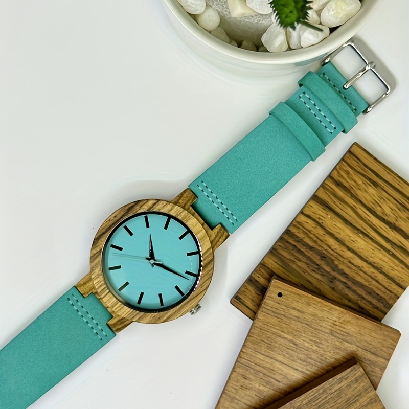Cute Blue Men's Watch Simple Wooden Leather Strap Round Watch Pointer Casual Watches For Love