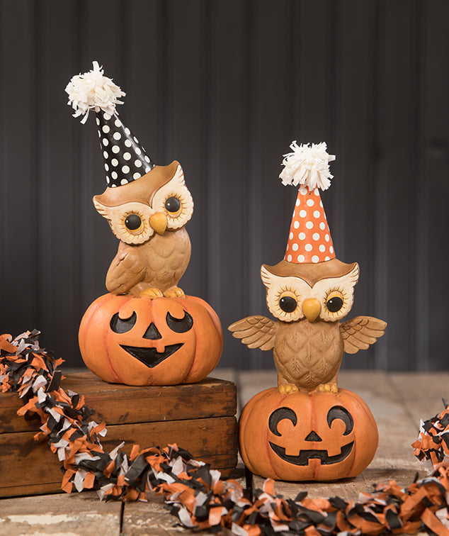 Retro Party Owls on Pumpkins