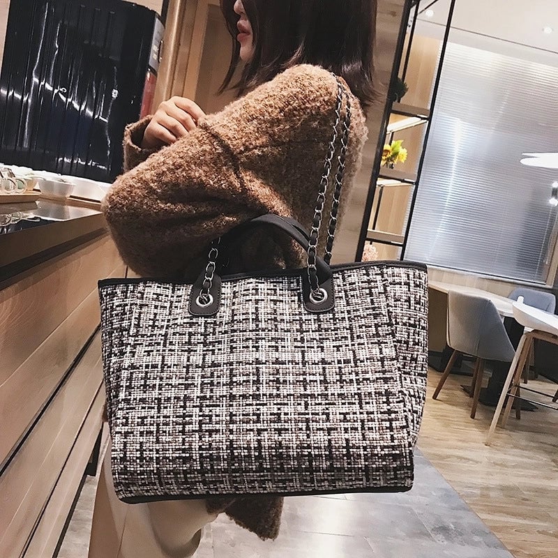 Women's Large Canvas Plaid Solid Color Streetwear Zipper Tote Bag
