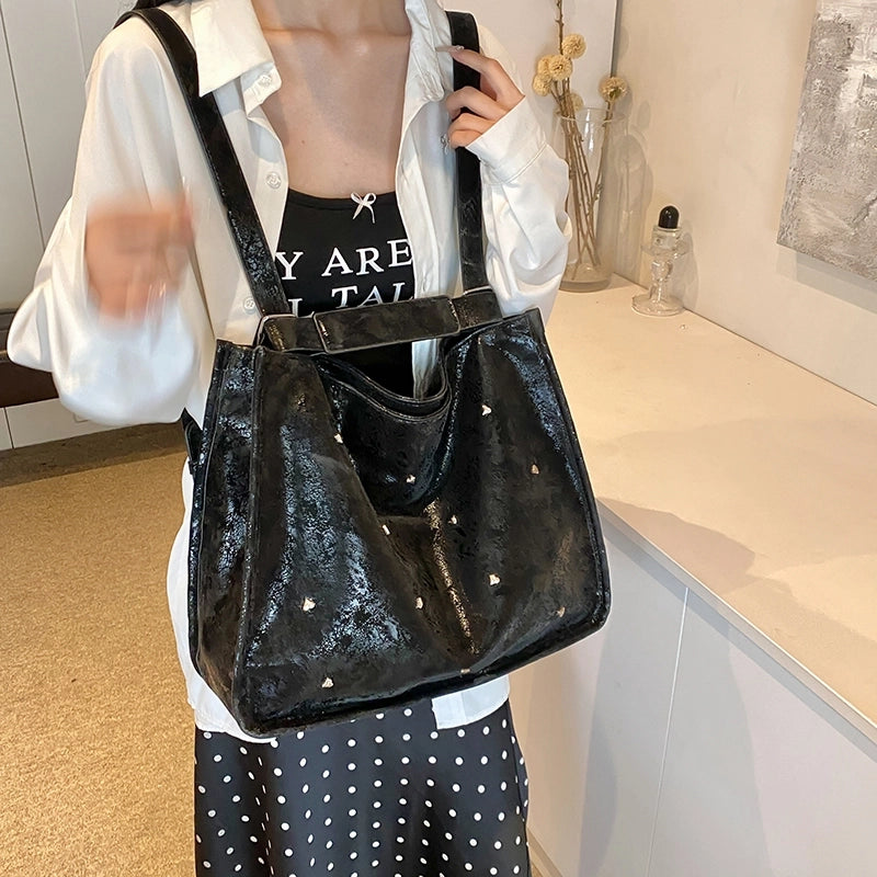 Women's Medium Pu Leather Solid Color Preppy Style Streetwear Sewing Thread Square Zipper Tote Bag