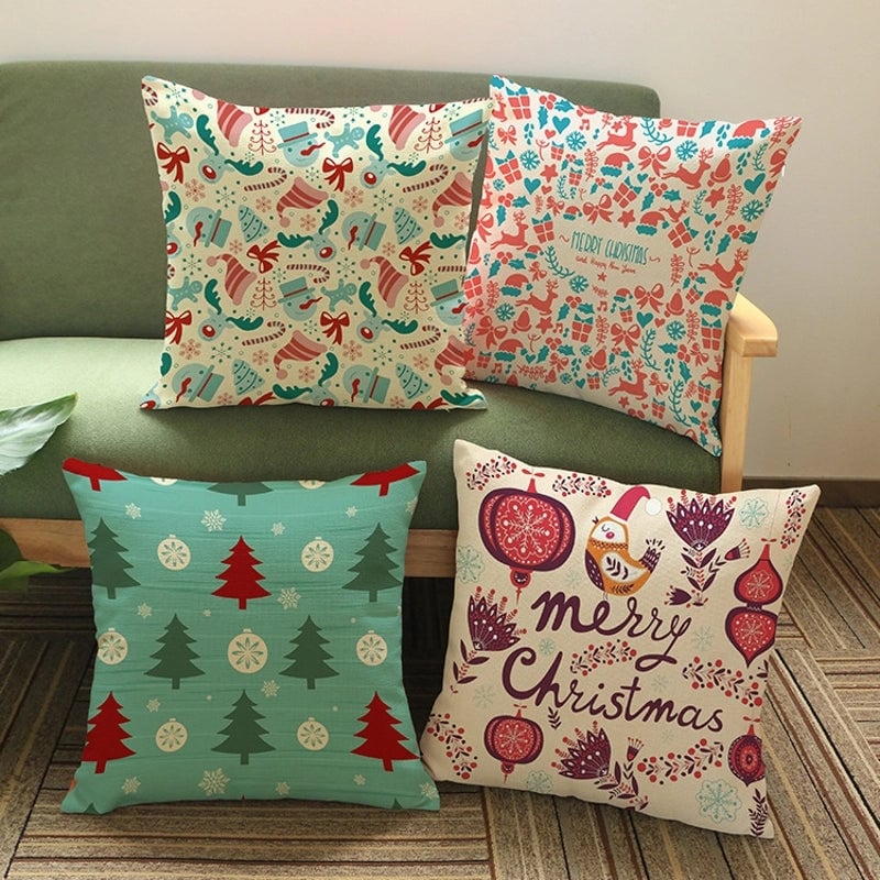Christmas Couch & Sofa Decor