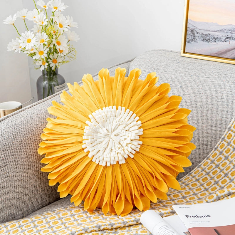 Cute Letter Flower Dutch Velvet Throw Pillow Pillow Cases Couch & Sofa Decor